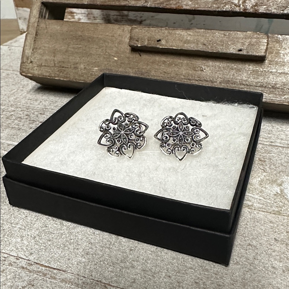 Judith Jack great shape Marcasite sterling silver 925 stamped signed earrings - Picture 8 of 8